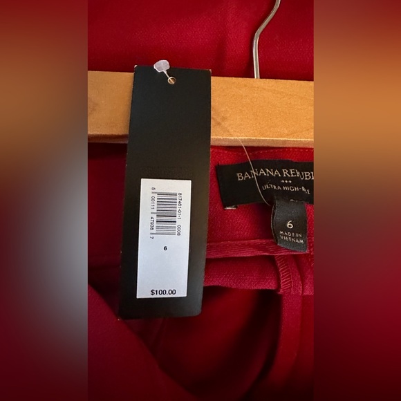Banana Republic NWT Red Trousers, Size 6 - Picture 6 of 8